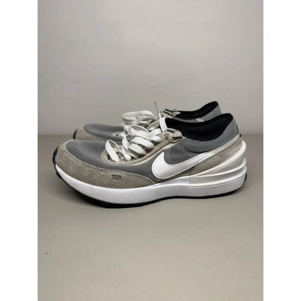 Nike Waffle One Boys Size 5Y Gray Athletic Running Shoes Sneakers DC0481-100